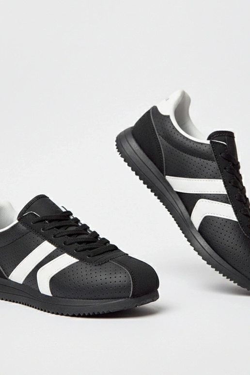 Melnie sporta apavi Camille