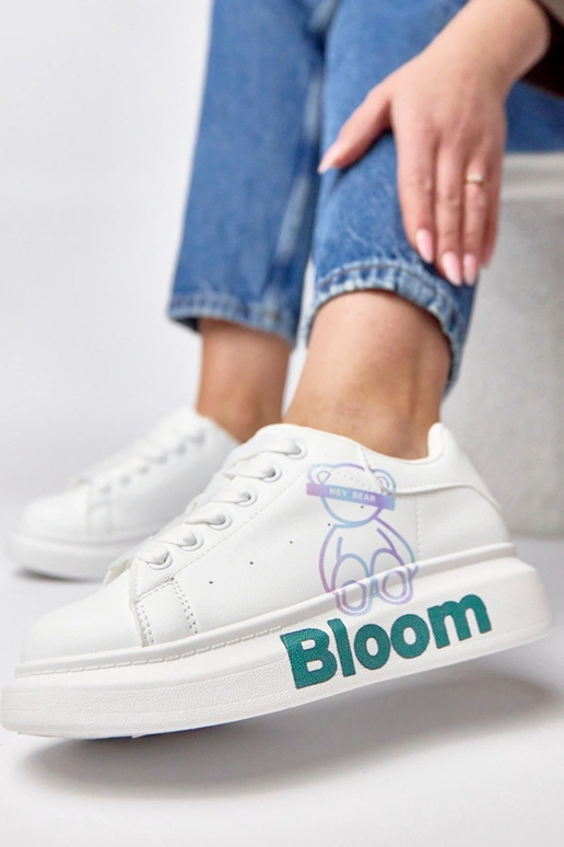 Baltie sporta apavi ar platformu un...