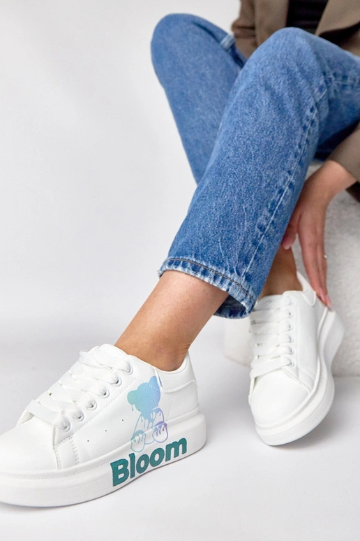 Baltie sporta apavi ar platformu un...