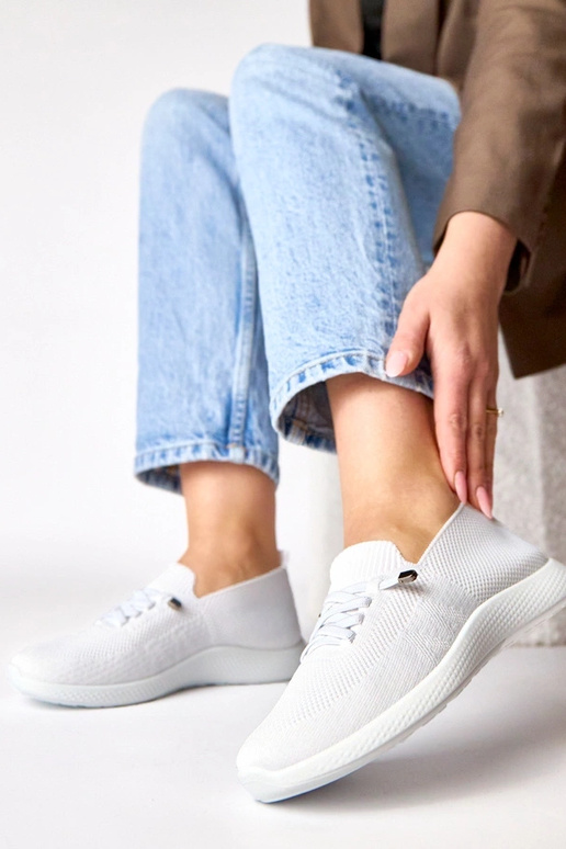 Baltie sieviešu sporta apavi Léa