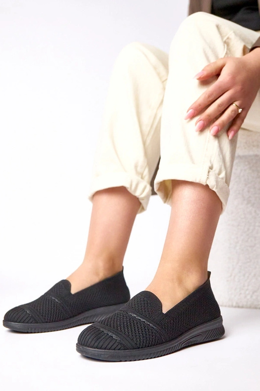 Melni uzvelkamie auduma tenisa apavi...