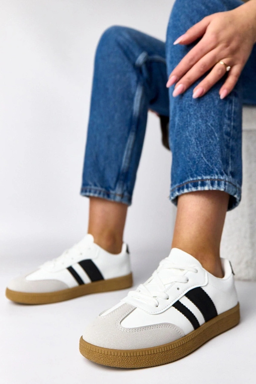 Balti ikdienas sporta apavi ar...