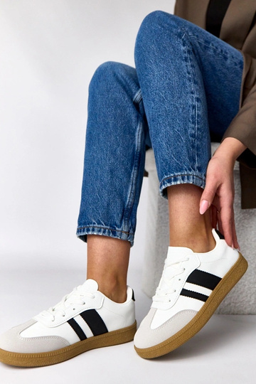 Balti ikdienas sporta apavi... 2