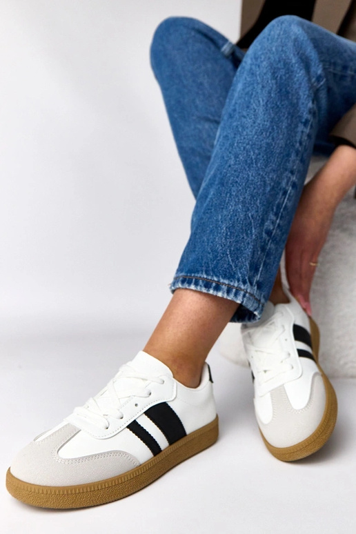 Balti ikdienas sporta apavi ar...