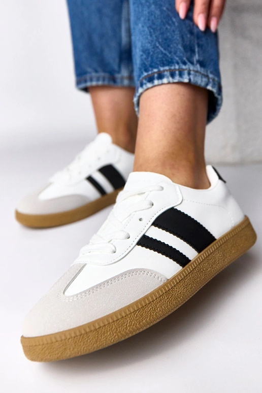 Balti ikdienas sporta apavi ar...