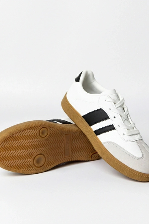 Balti ikdienas sporta apavi ar...