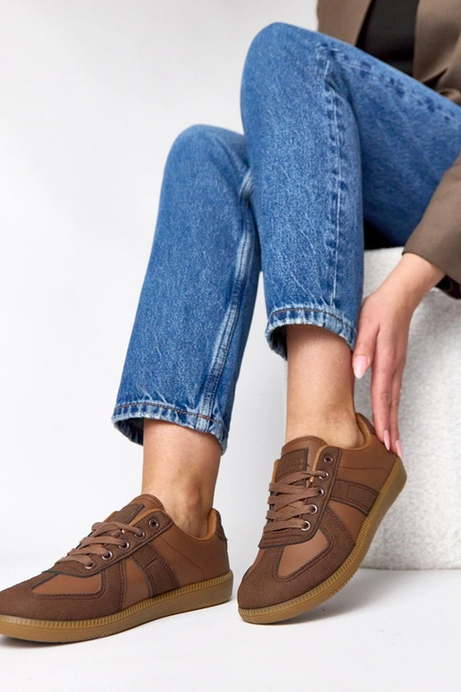 Brūni sporta apavi ar platformu...