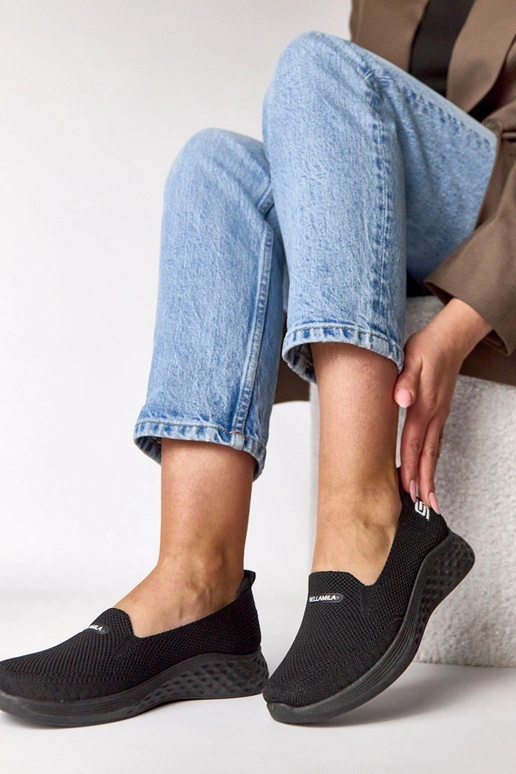 Melni iešļūcenes auduma sporta apavi Zoe