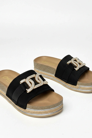 Melnas platformas čības ar...