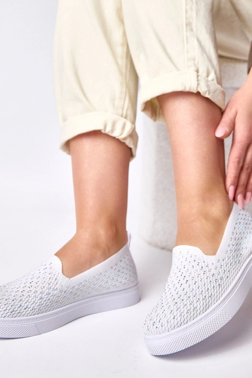 Baltie tekstila sporta apavi ar...