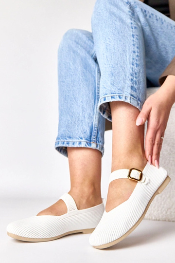 Baltie tekstila ballerīni... 2