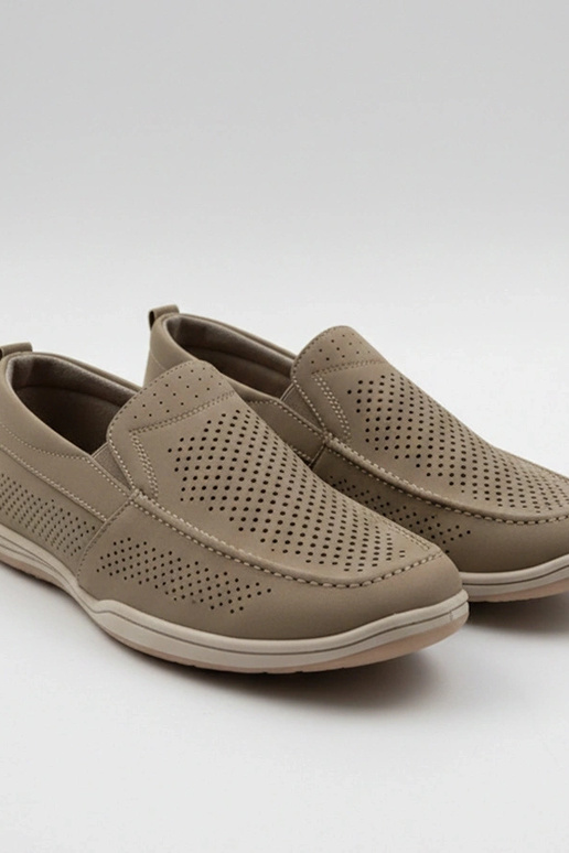 Rudie perforētie vīriešu mokasīni Finn