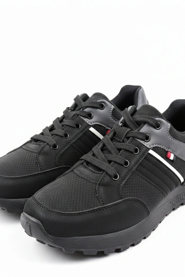 Melni vīriešu ikdienas... 2