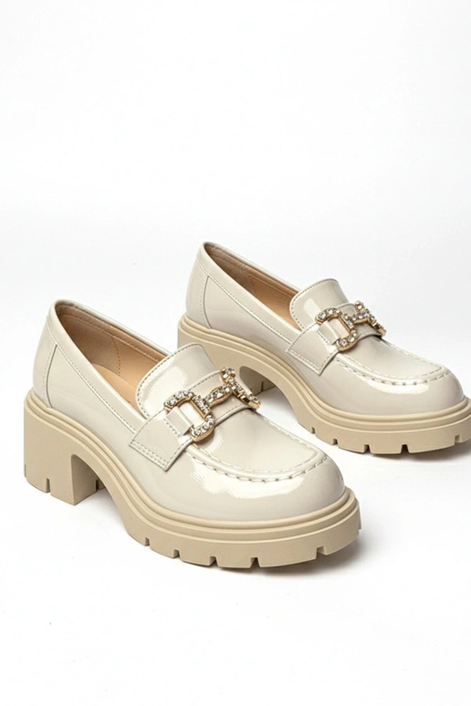 Kreminas lakoti mokasīni ar papēdi un...