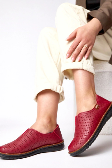 Vīna krāsas caurspīdīgi... 2