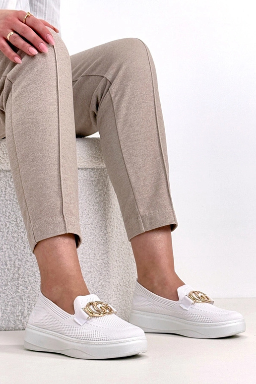 Bāli ievelkamie auduma sporta apavi...