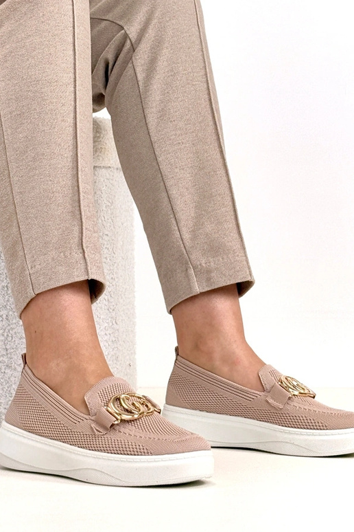 Rozā ievelkamie auduma sporta apavi...