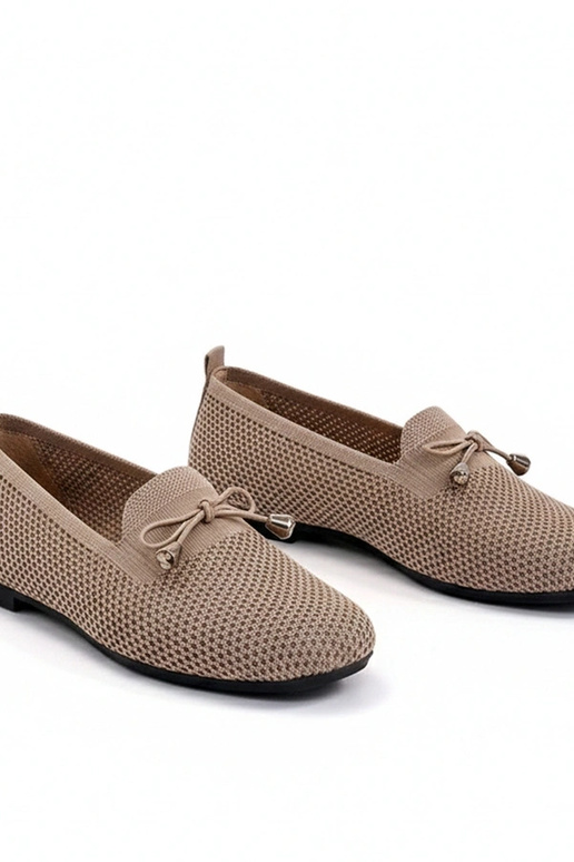 Tumši smilšu krāsas auduma mokasīni...