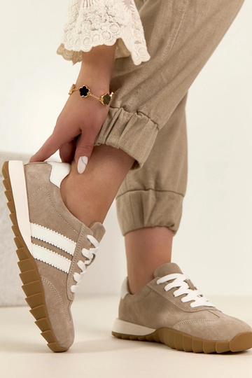 Smilškrāsas ādas sporta... 2