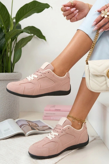 Rozā sieviešu basketbola...