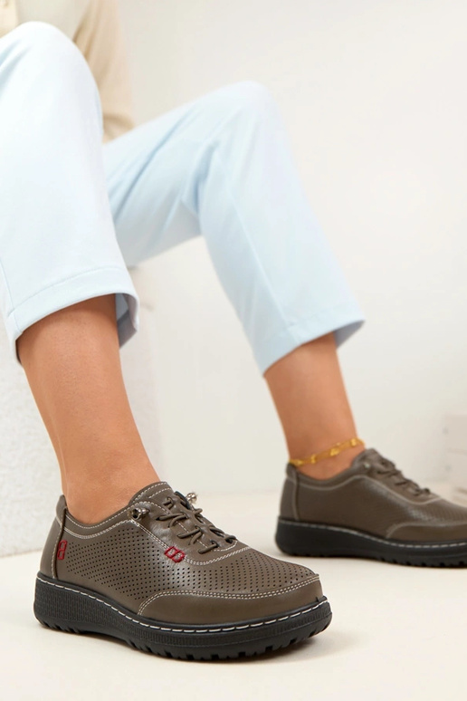 Pelēki caurumiņi puszābaki Solenne