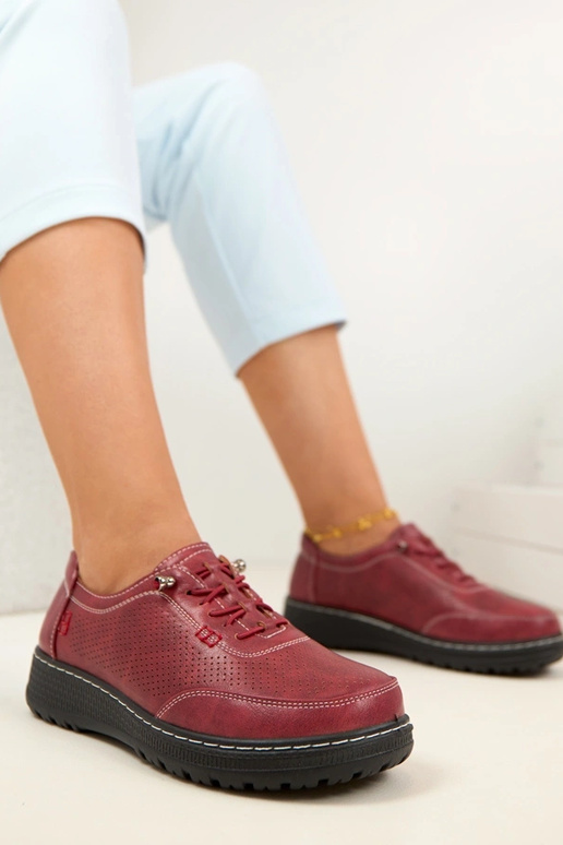 Sarkani caurumiņi puszābaki Solenne