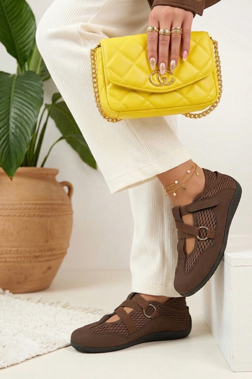 Rudi sporta stila balerīnas...