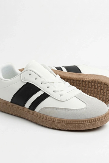 Balti vīriešu sporta apavi... 2