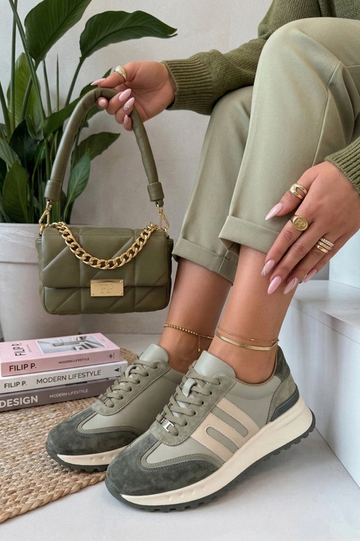 Zaļi ādas apavi uz platformas Filippo