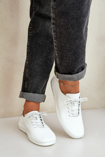 Šņorējami apaviIeslēgtsturalnej Skóry D&A LR51-645 baltas krāsas