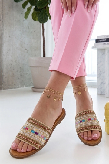 Smilšu krāsas čības ar... 2