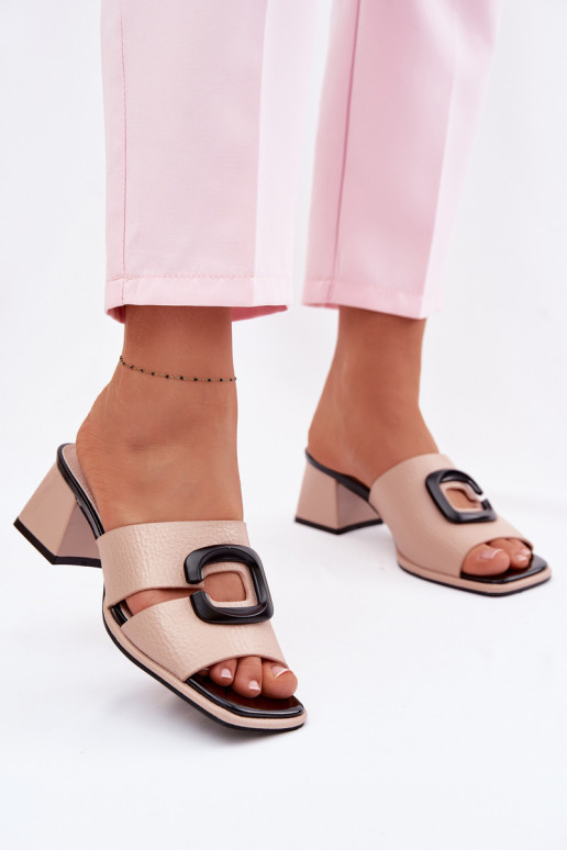 Sieviešu čības ar izgriezumiem un sprādzēm uz papēžiem Vinceza 62284 smilškrāsas