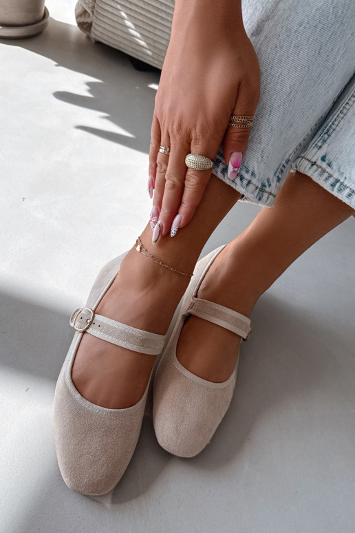 Balerīnas ar siksniņām I Złotą ar sprādzēm Ziloņkaula krāsas Kelisa