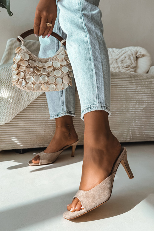 sieviešu čības Ieslēgts Smukłym Obcasie smilšu krāsas Revina