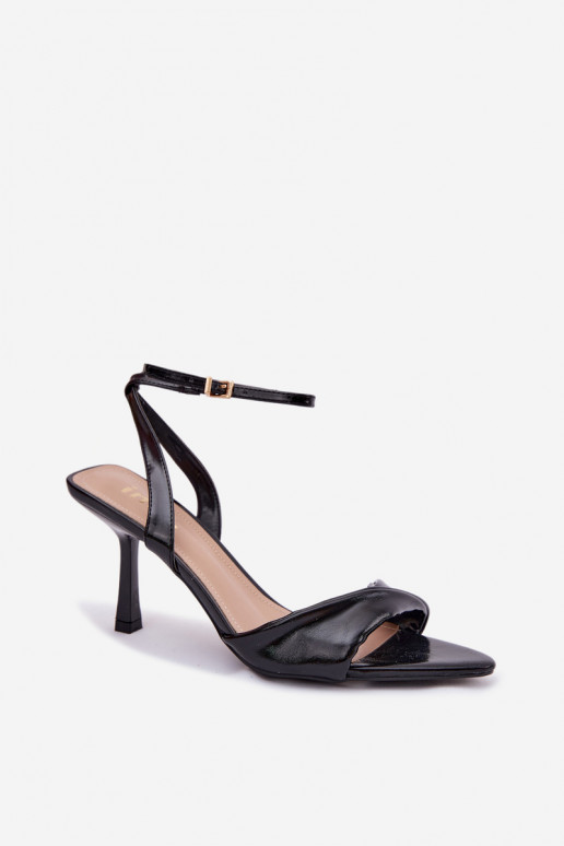 Sieviešu basenes ar papēdi no eko ādas melnas krāsas Sedira