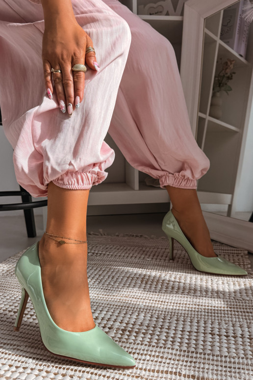 Klasiskas lakotas augstpapēžu kurpesImitacji Skóry Zaļas krāsas Odira