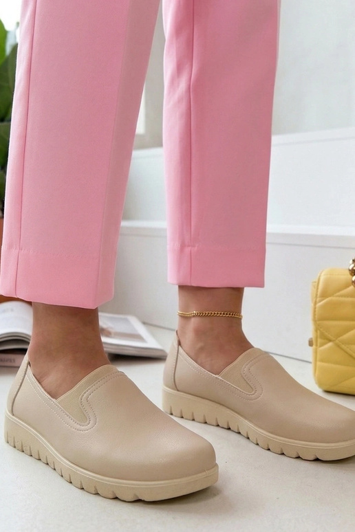 Smilšu krāsas ievelkamie puszābaki ar...