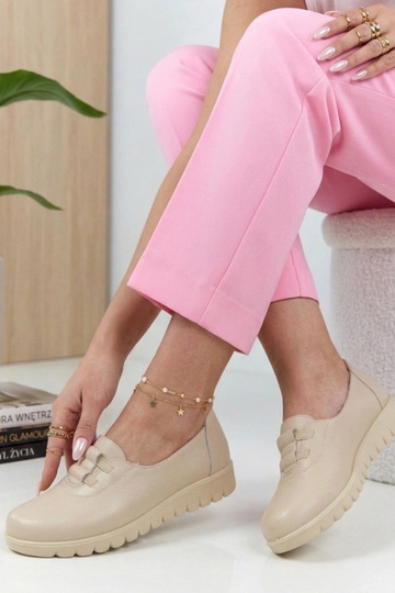 Smilšu krāsas ievelkamie... 2