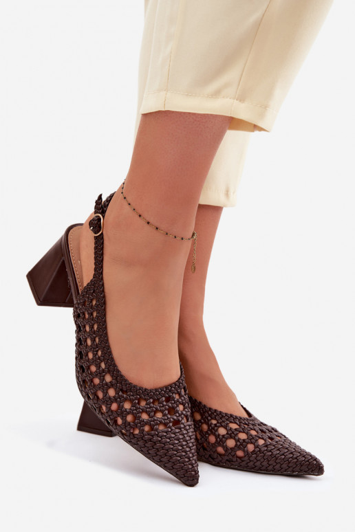 ar rakstiem Sieviešu basenes CzekoladoIne Kedira