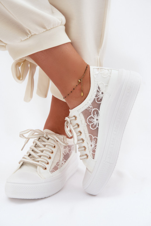 sieviešu puszābaki ar mežģīnēm ar platformu Lee Cooper LCIN-26-44-4480 baltas krāsas