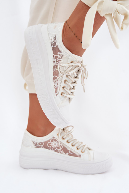 sieviešu puszābaki ar mežģīnēm ar platformu Lee Cooper LCIN-26-44-4480 baltas krāsas