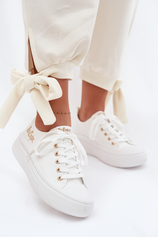 brīvā laika apavi ar platformu Lee Cooper LCIN-26-44-4482 baltas krāsas