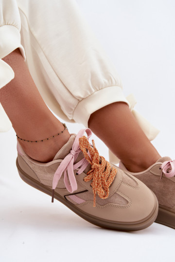 Sneakers modeļa apavi SieviešuPodInójnymi SznuróInkami brūnas krāsas Relisa