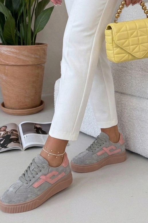 Zaļi sporta apavi no dabīgās ādas...