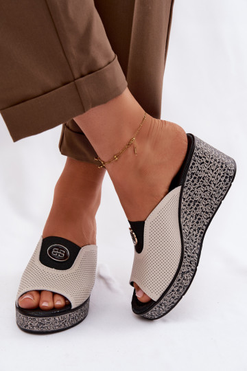 Čibas no dabīgas ādas ar platformu ar ornamentiem S.Barski LR61-7011 smilšu krāsas 2