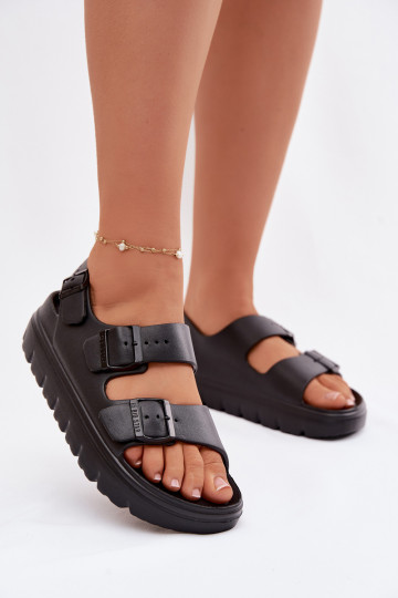 Vieglas čības uz pirksta Sieviešu basenes ar platformu Big Star TT274A031 melnas krāsas