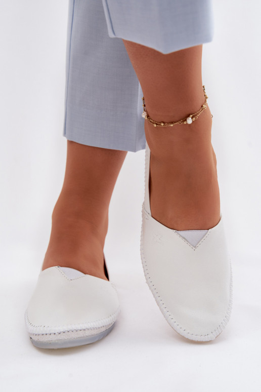 Sieviešu Balerīnas Tā irciejka 01930-11 baltas krāsas