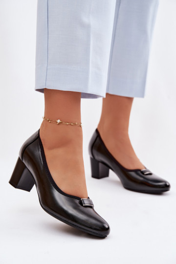 Kurpes ar papēdi Vinceza 58622 melnas krāsas 2