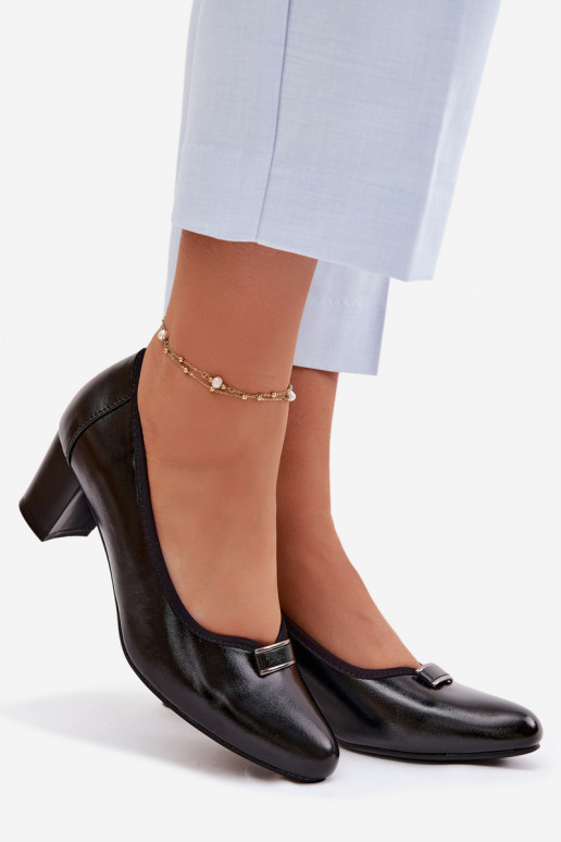 Kurpes ar papēdi Vinceza 58622 melnas krāsas