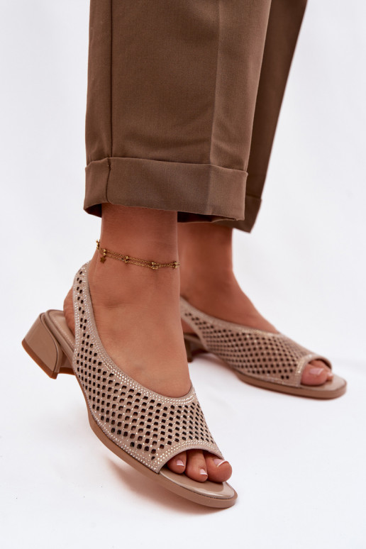 Dekorētas Ažūra basenes Sieviešu zamšādas Klockā D&A CR61-3131 smilšu krāsas